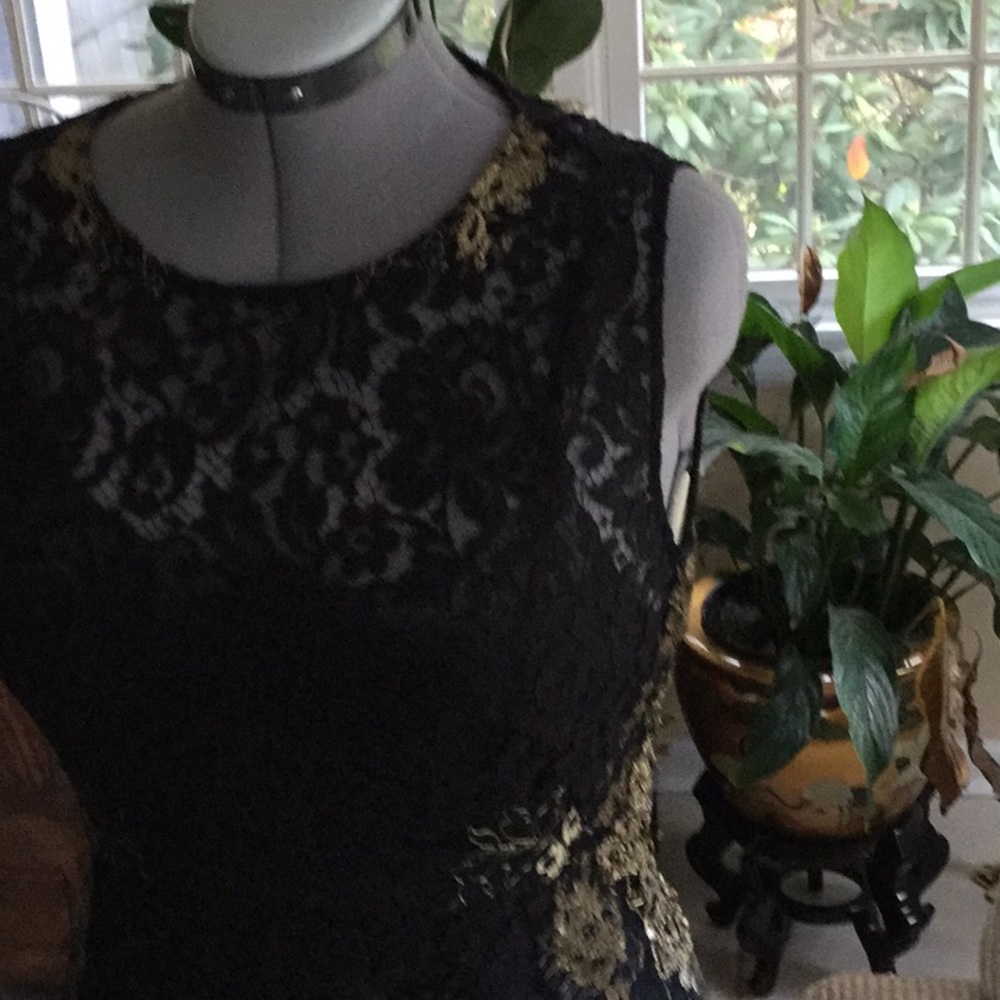 Cocktail dress embellished,lined